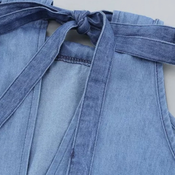 1 2x left 🌼New Boutique denim halter top - Picture 8 of 8